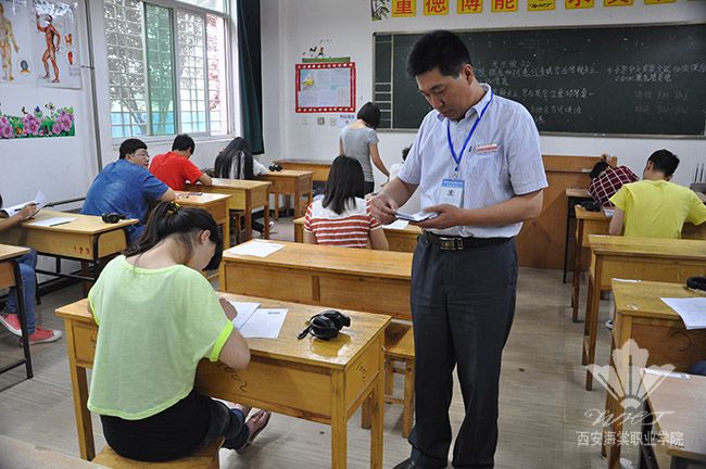 SUNBET申搏英语A、B级考试顺利进行