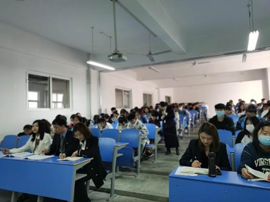 说明: C:\Users\Administrator\Desktop\4月21日思政公开课\IMG_20210421_100450.jpg